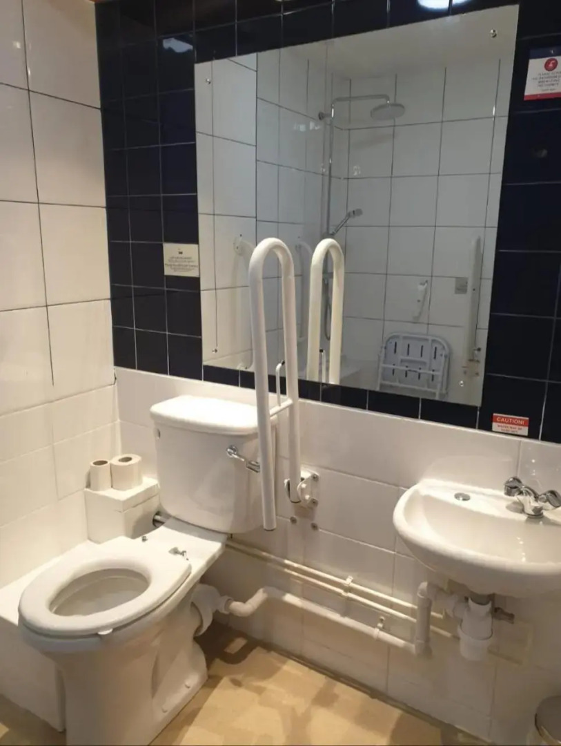 Cross Keys by Chef & Brewer Collection