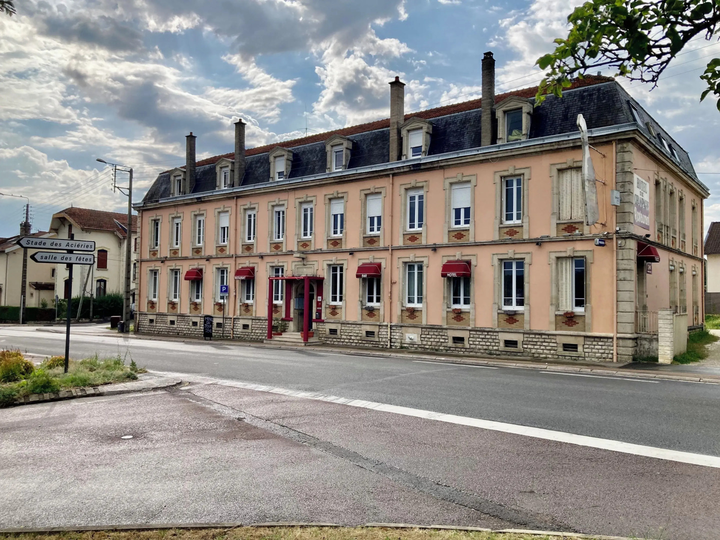 Hotel de Champagne