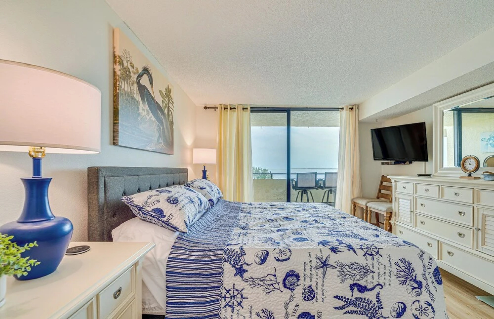 Upscale Gulf Front Hudson Condo w/ Pool