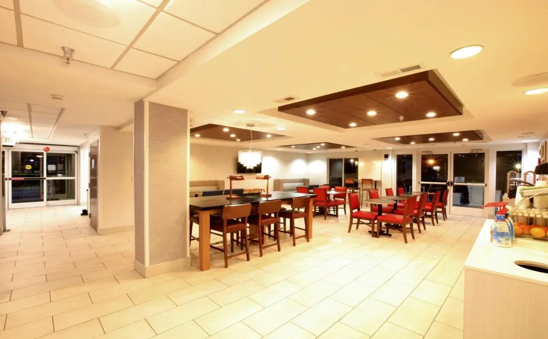 Holiday Inn Express Hotel & Suites Chattanooga-Hixson by IHG