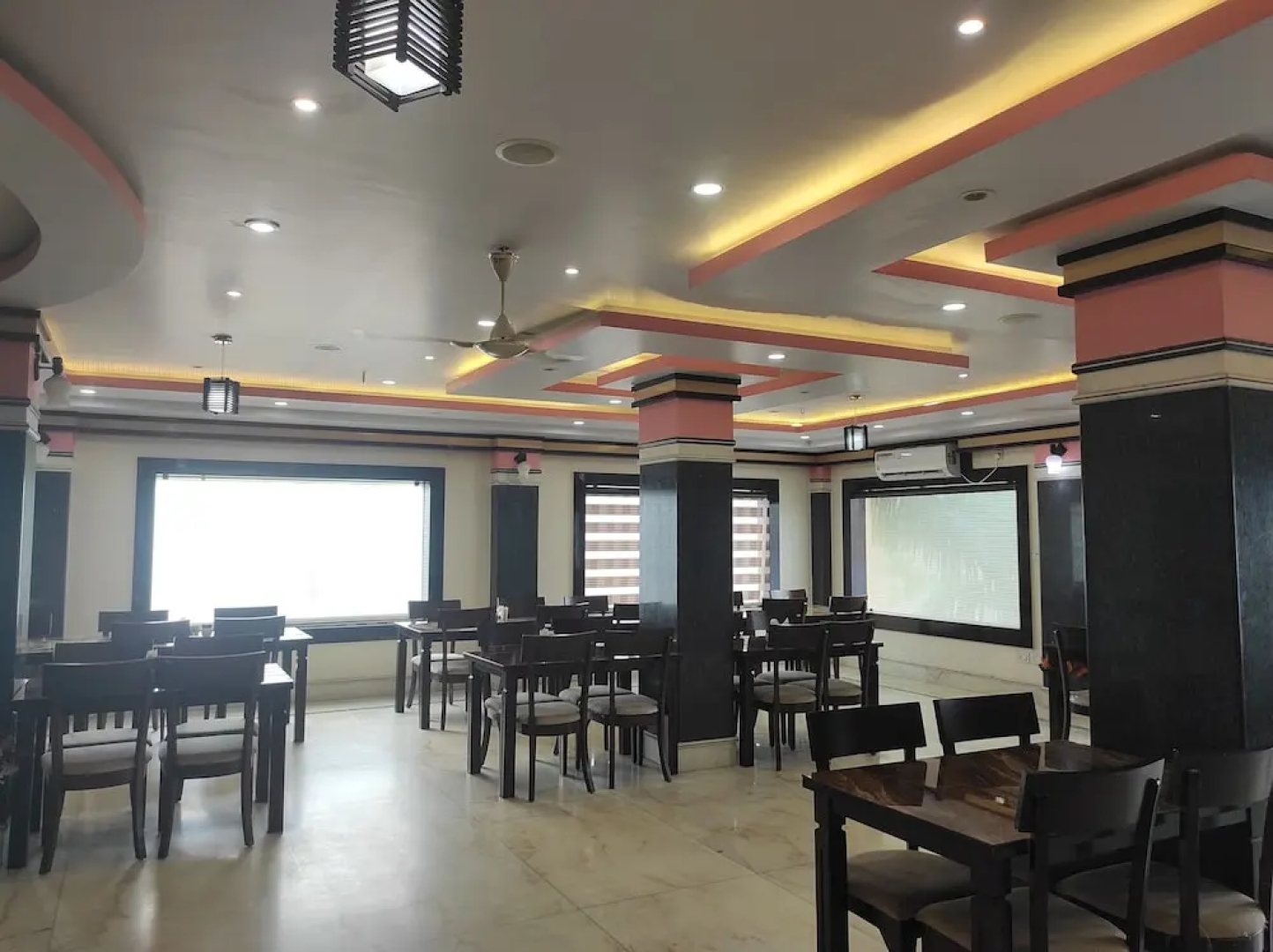 Hotel Rising Sun