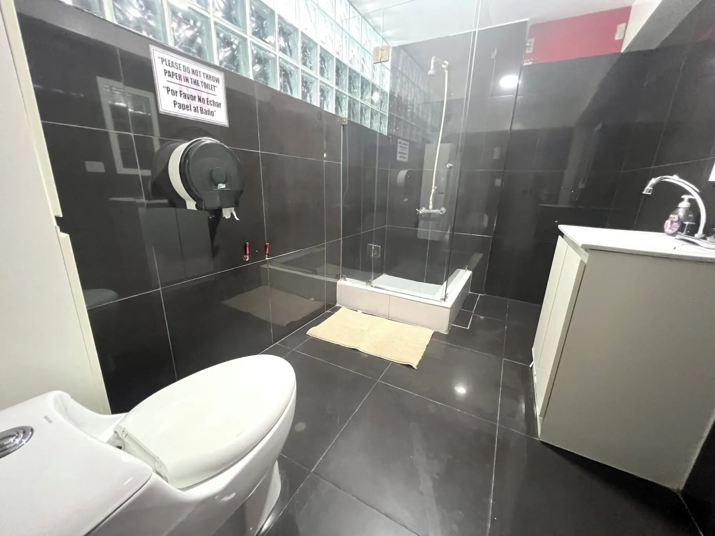 Ica Adventures II - Hostel