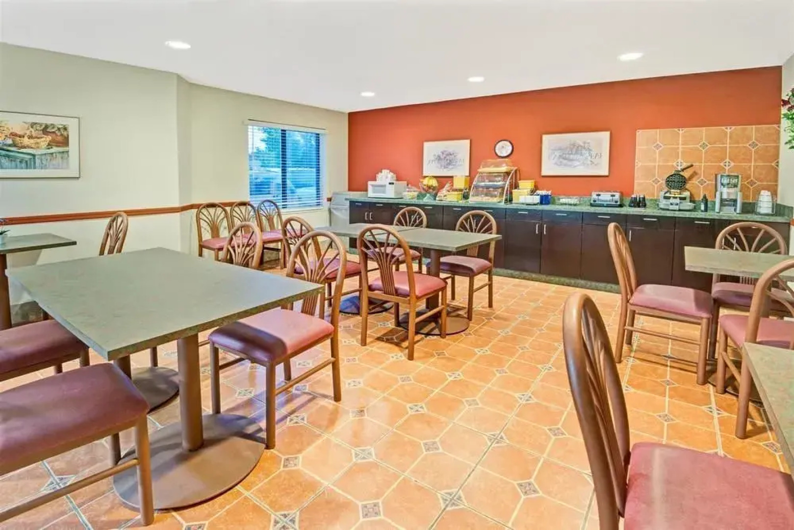 Days Inn Olathe Medical Center