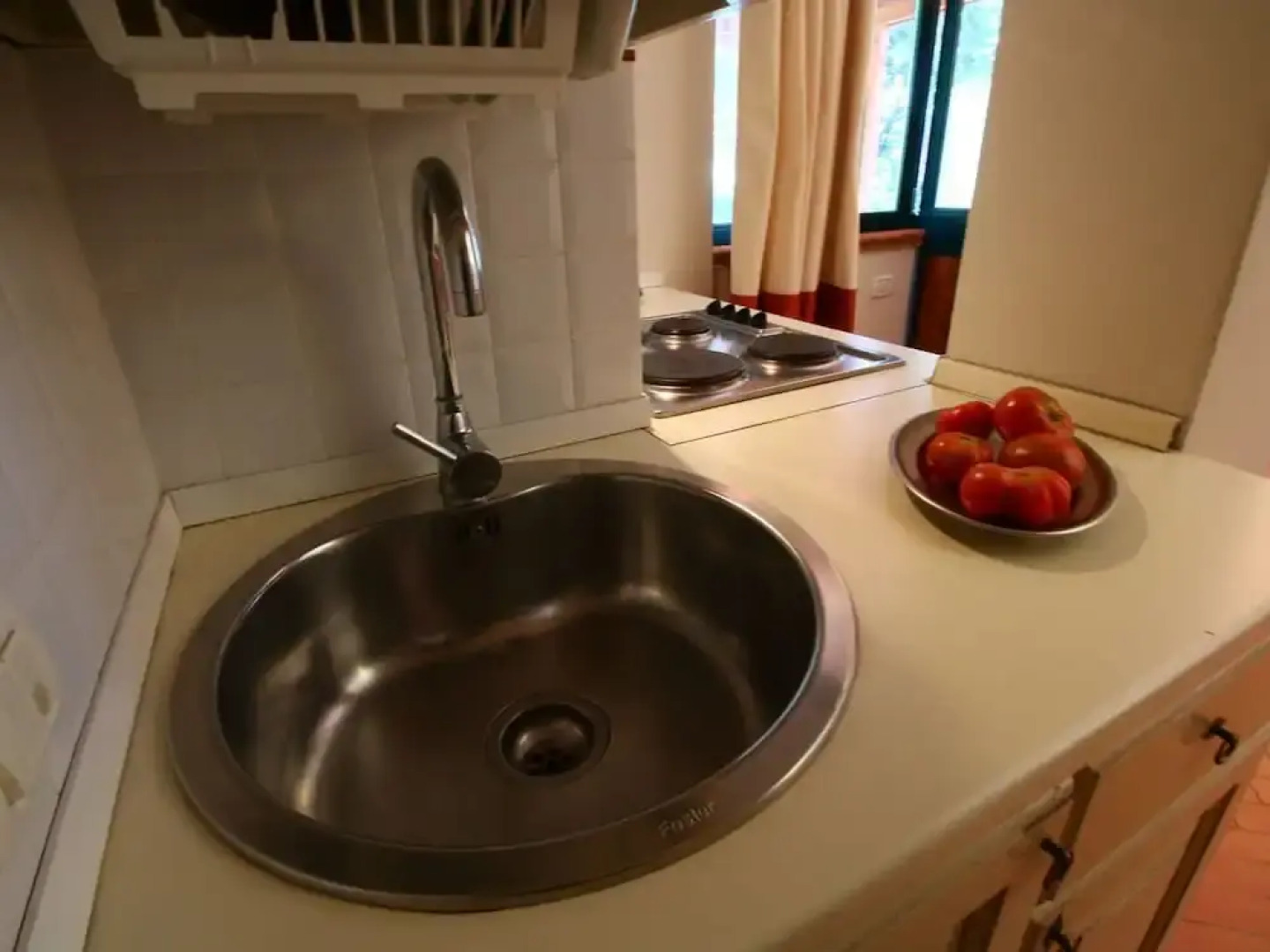 Apartment With Pool, Between sea and Mountains, Restaurant, Wifi