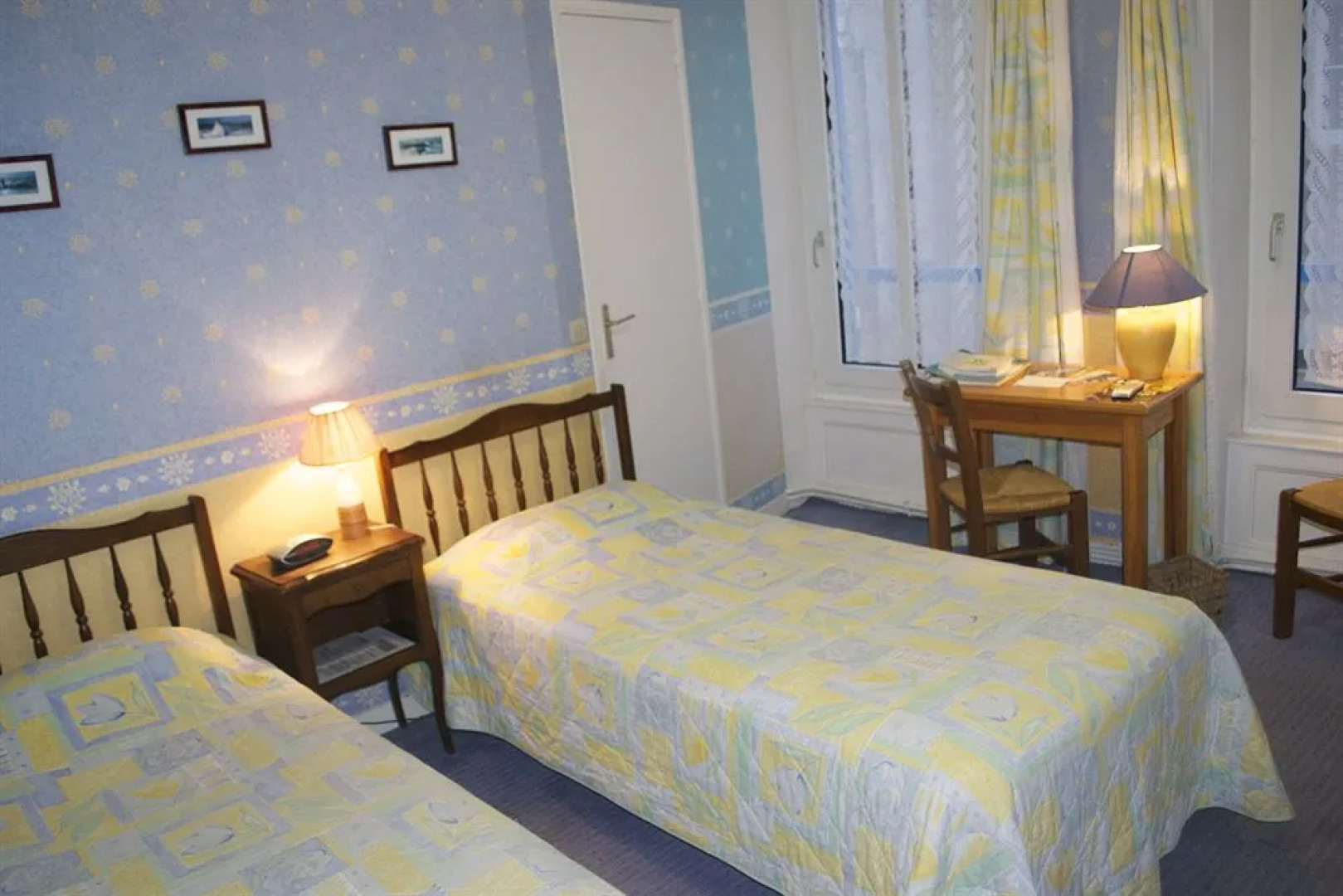 Hôtel dArromanches Pappagall