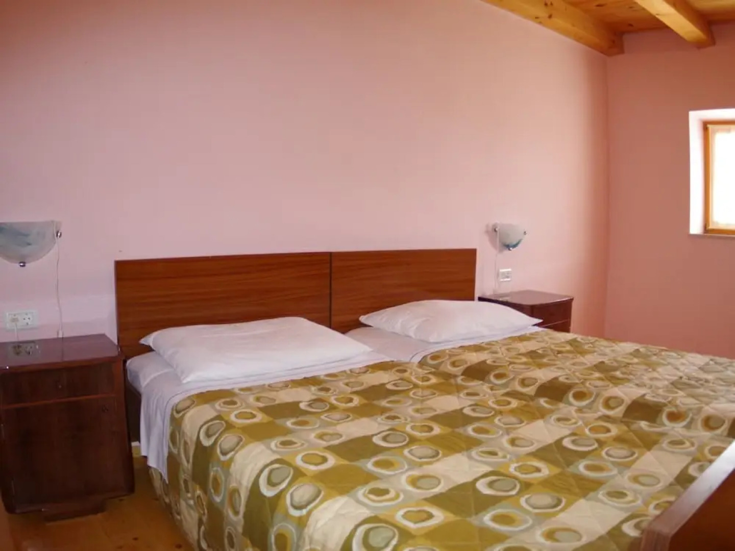 Stone Holiday Home in Peresiji With Pool