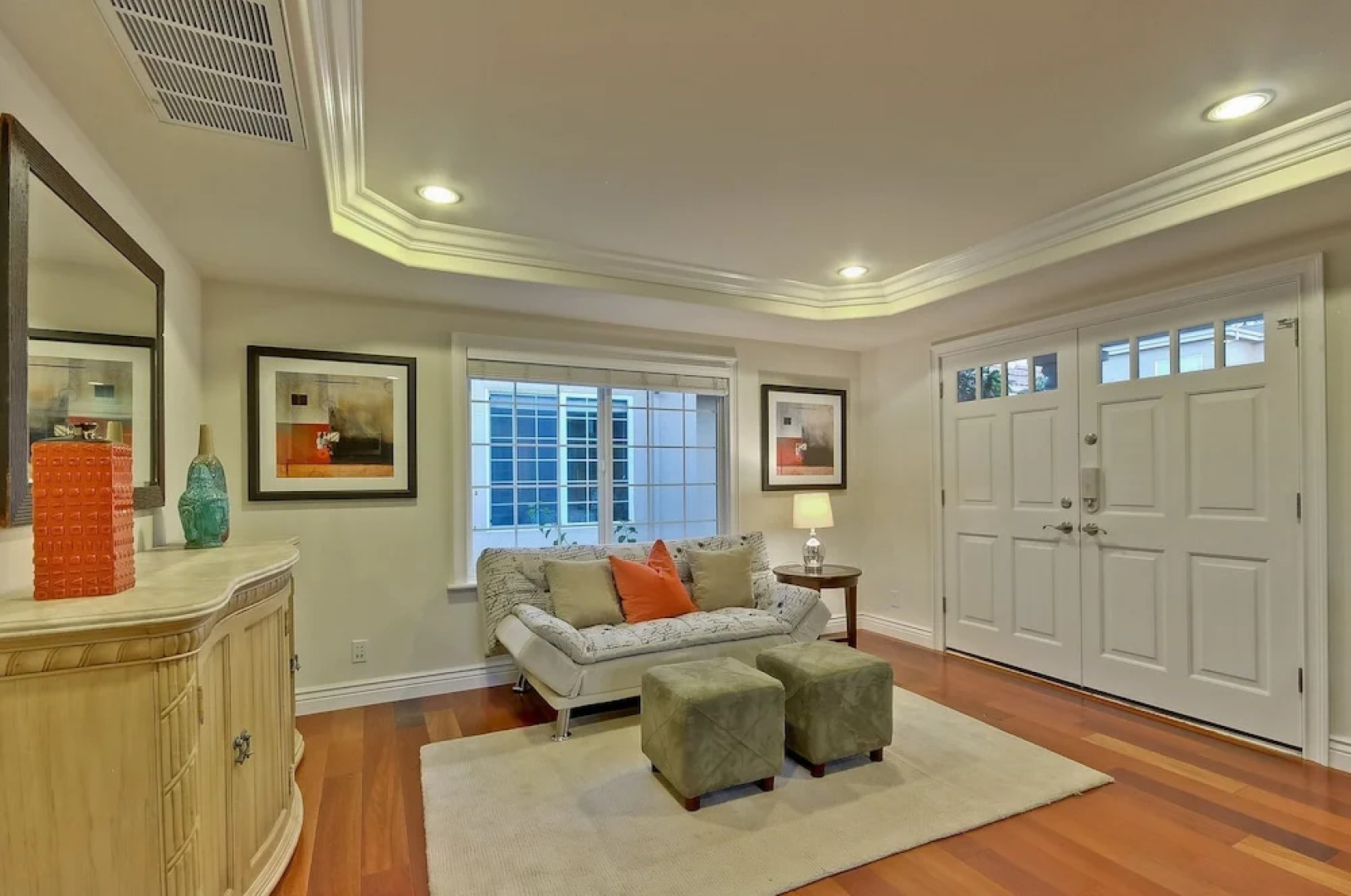 Private Luxury Guest House/ Suite / Executive 1 Bedroom Apts