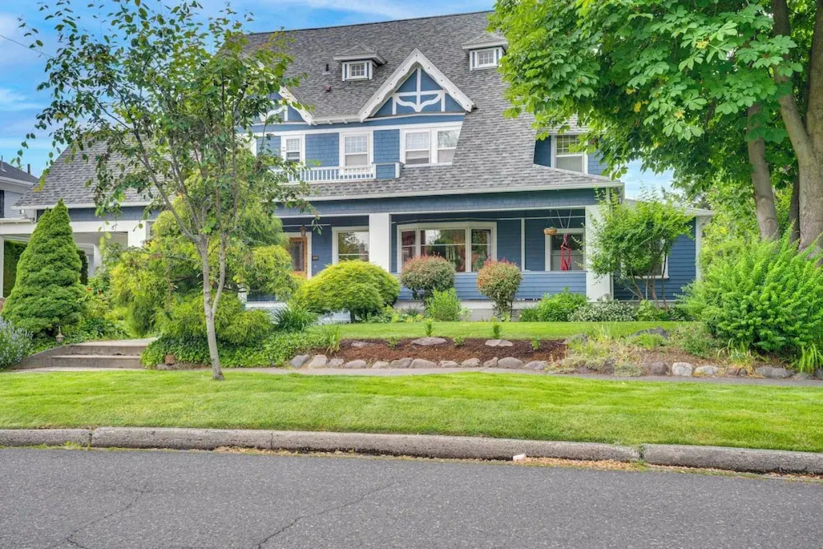 Wine Country Home With Yard; Walk to Downtown!