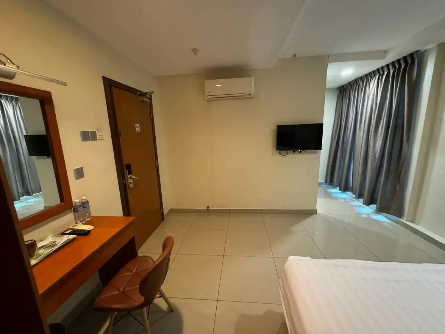 Aeton Hotel