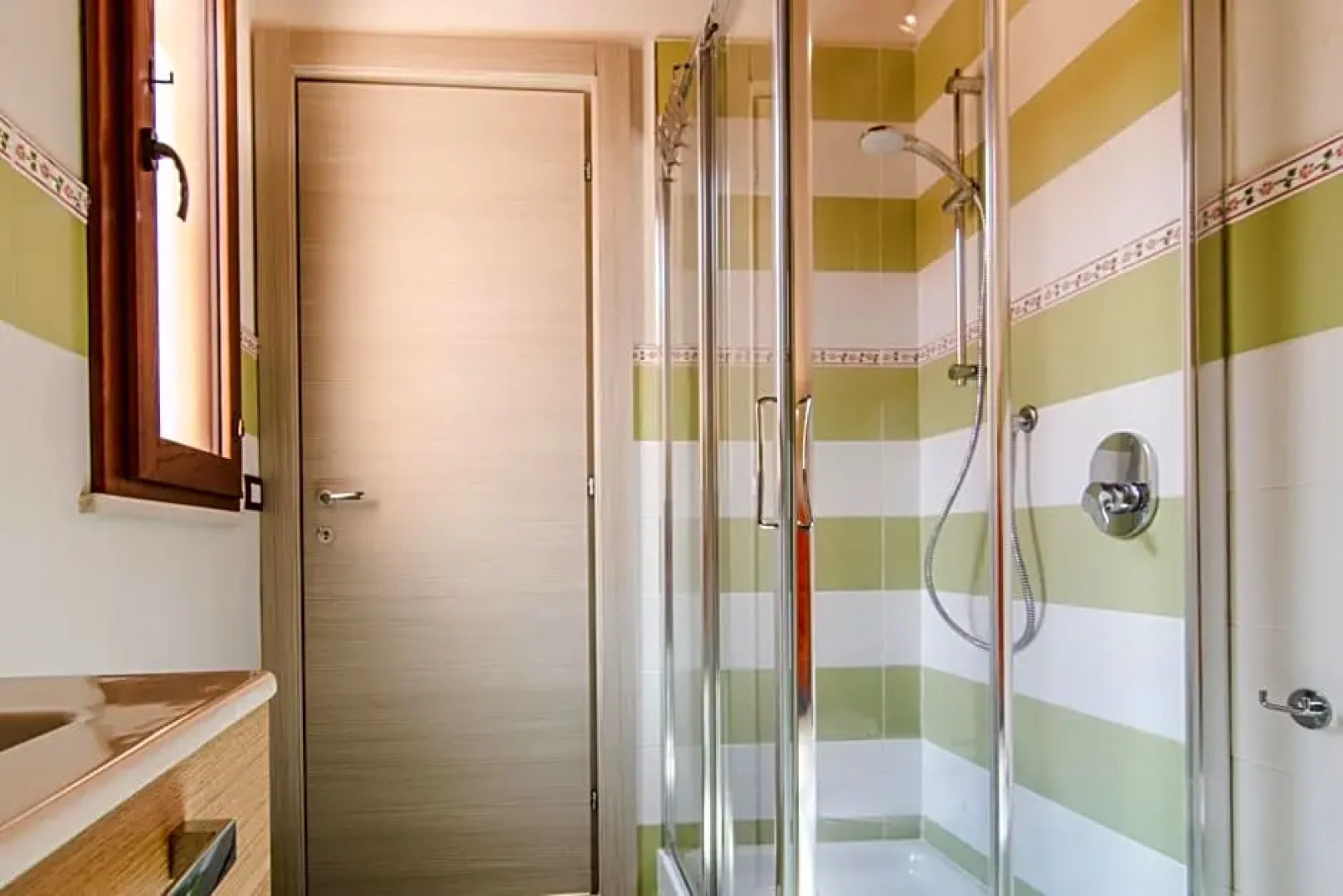 Abbraccio del Carrubo