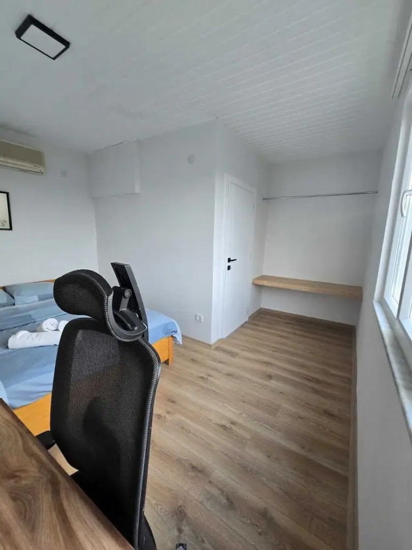 VILLA OLINDA 4 BED with huge garden