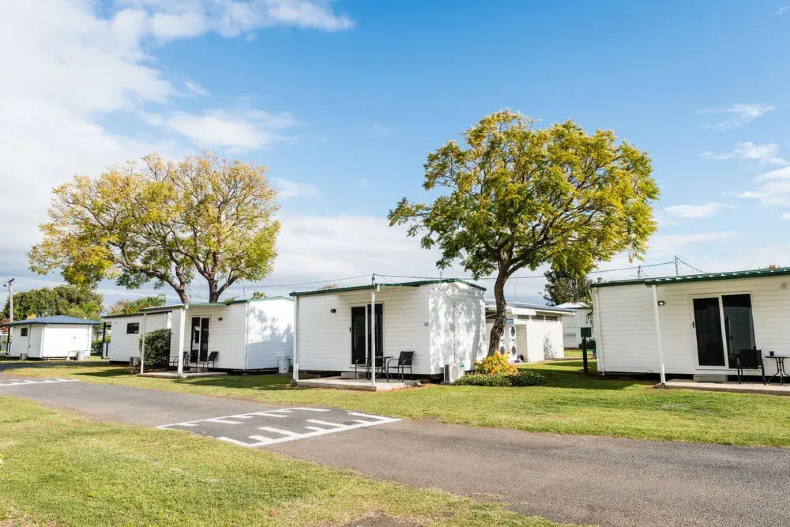 Cypress Pines Studio Villas