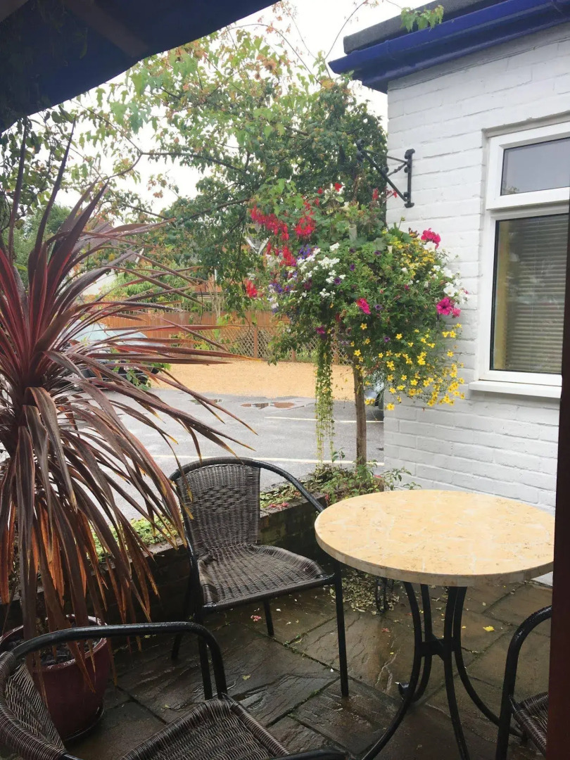 Penny Farthing Hotel