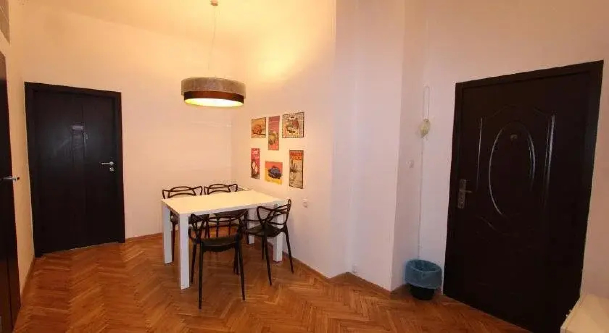 Hostel Chmielna 5 Rooms & Apartments