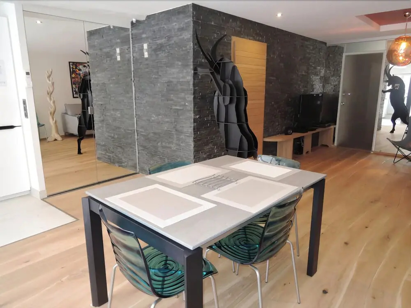 La Maison "Lofts and Lakes"