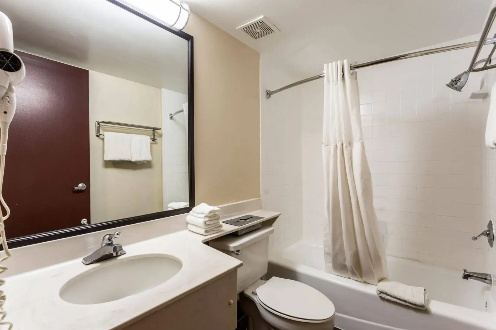 Tropical Palms Hotel