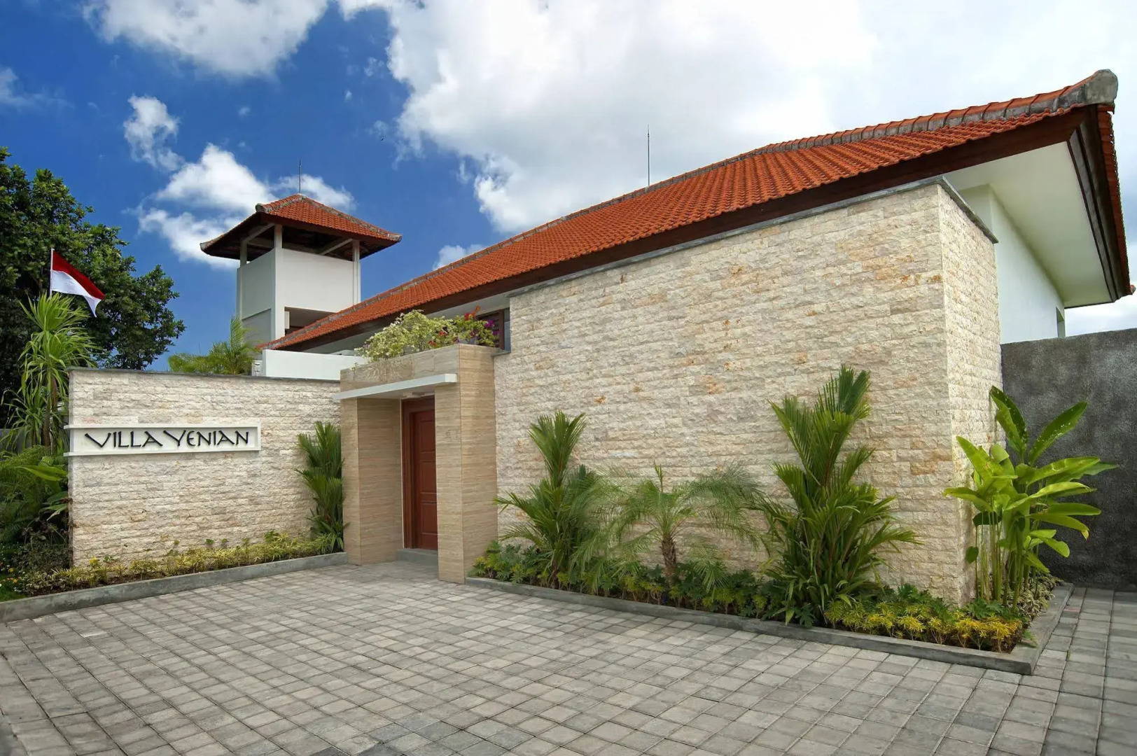 Villa Yenian by Villa Finder