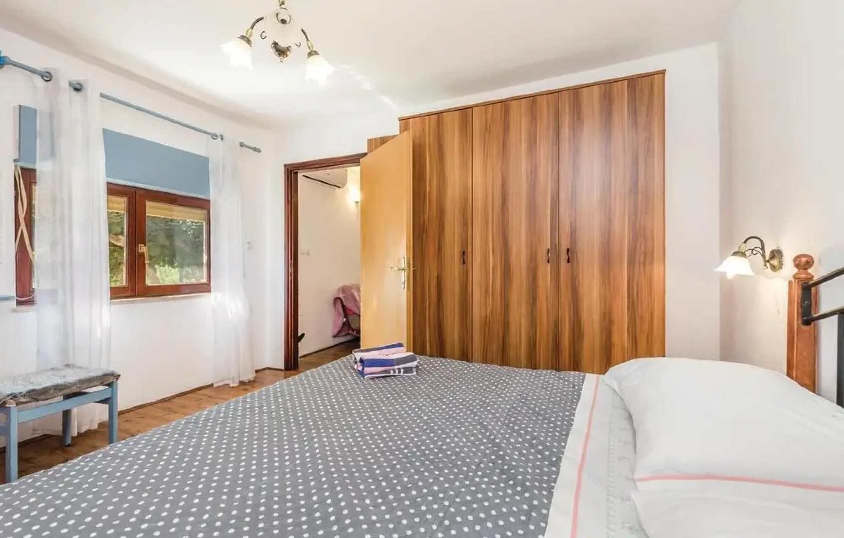 Beautiful Apartment in Lovran With Wifi and 1 Bedrooms