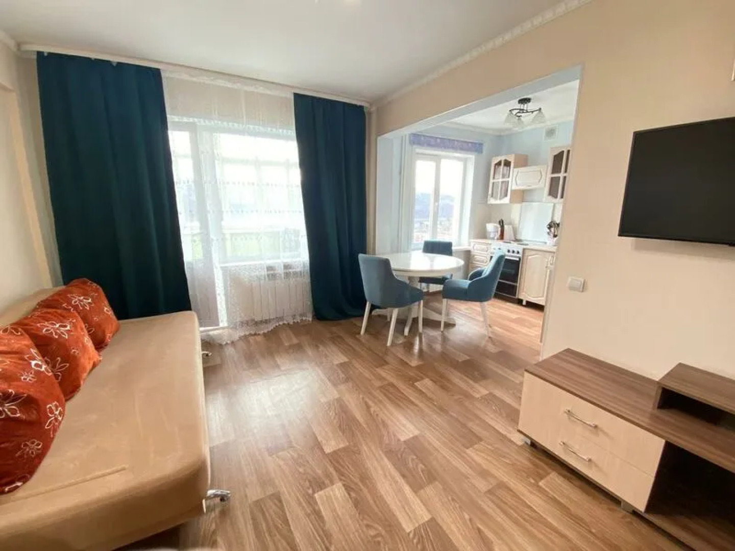 Apartments on str. Karl Libknekht, bld.28, f. 5