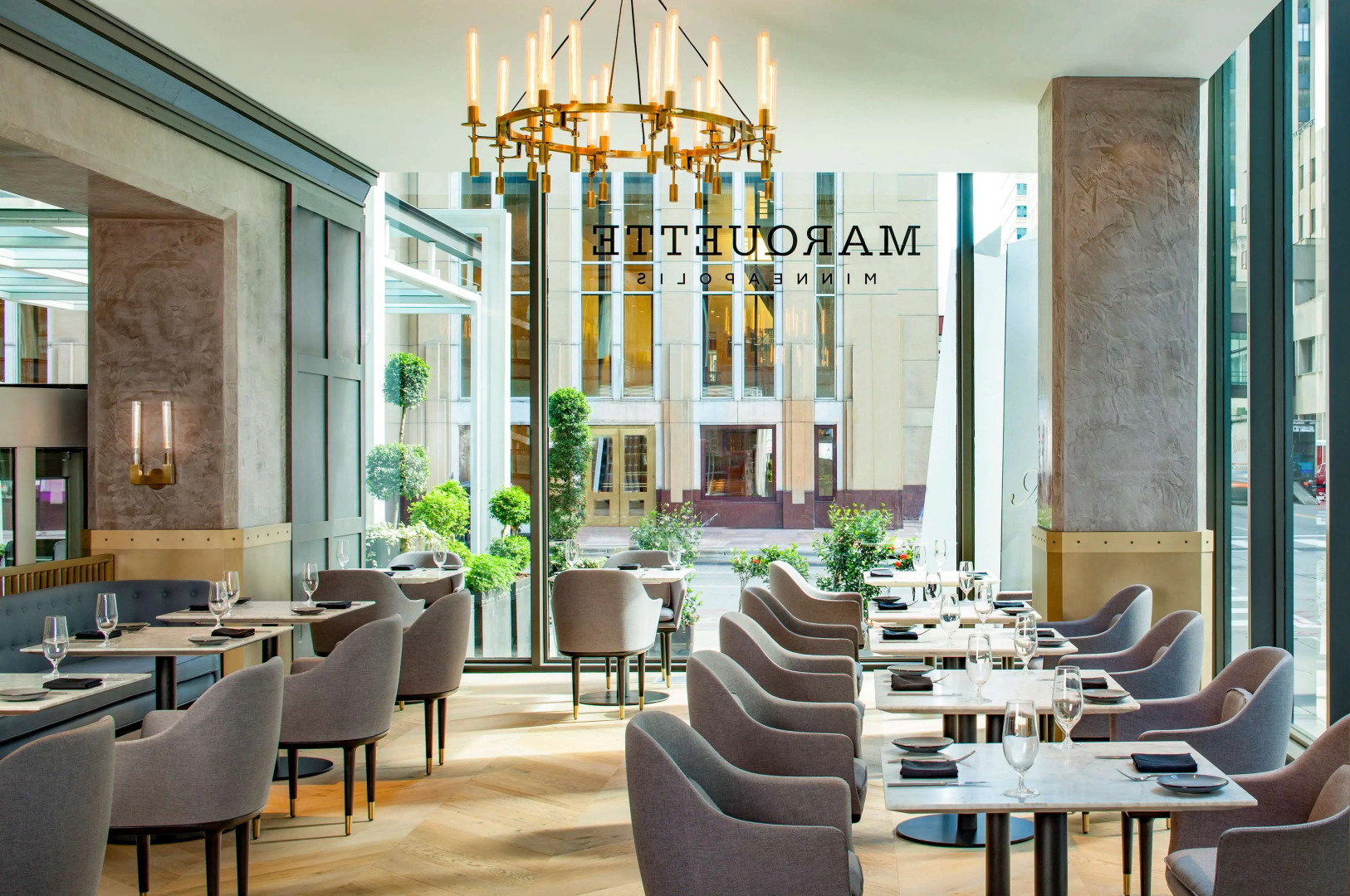 The Marquette Hotel, Curio Collection by Hilton