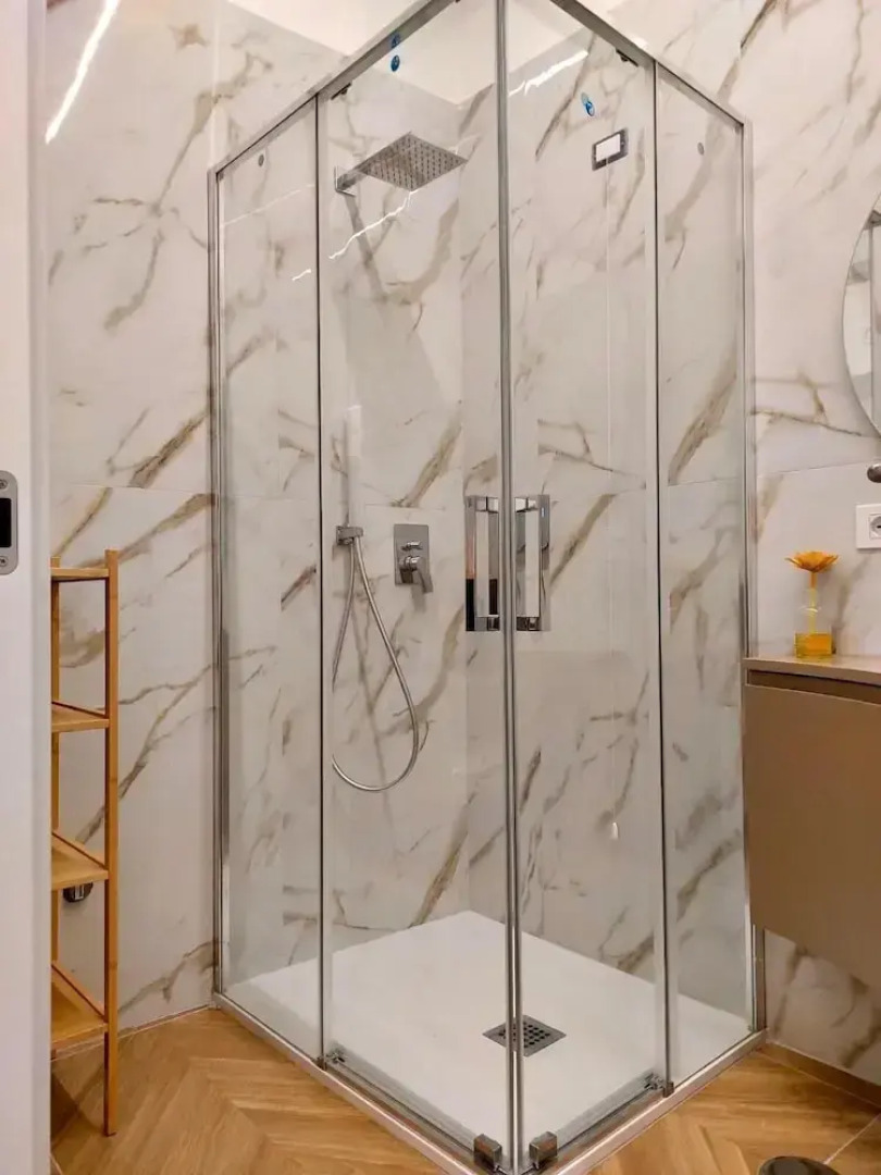 B & B Ideal Suite 41