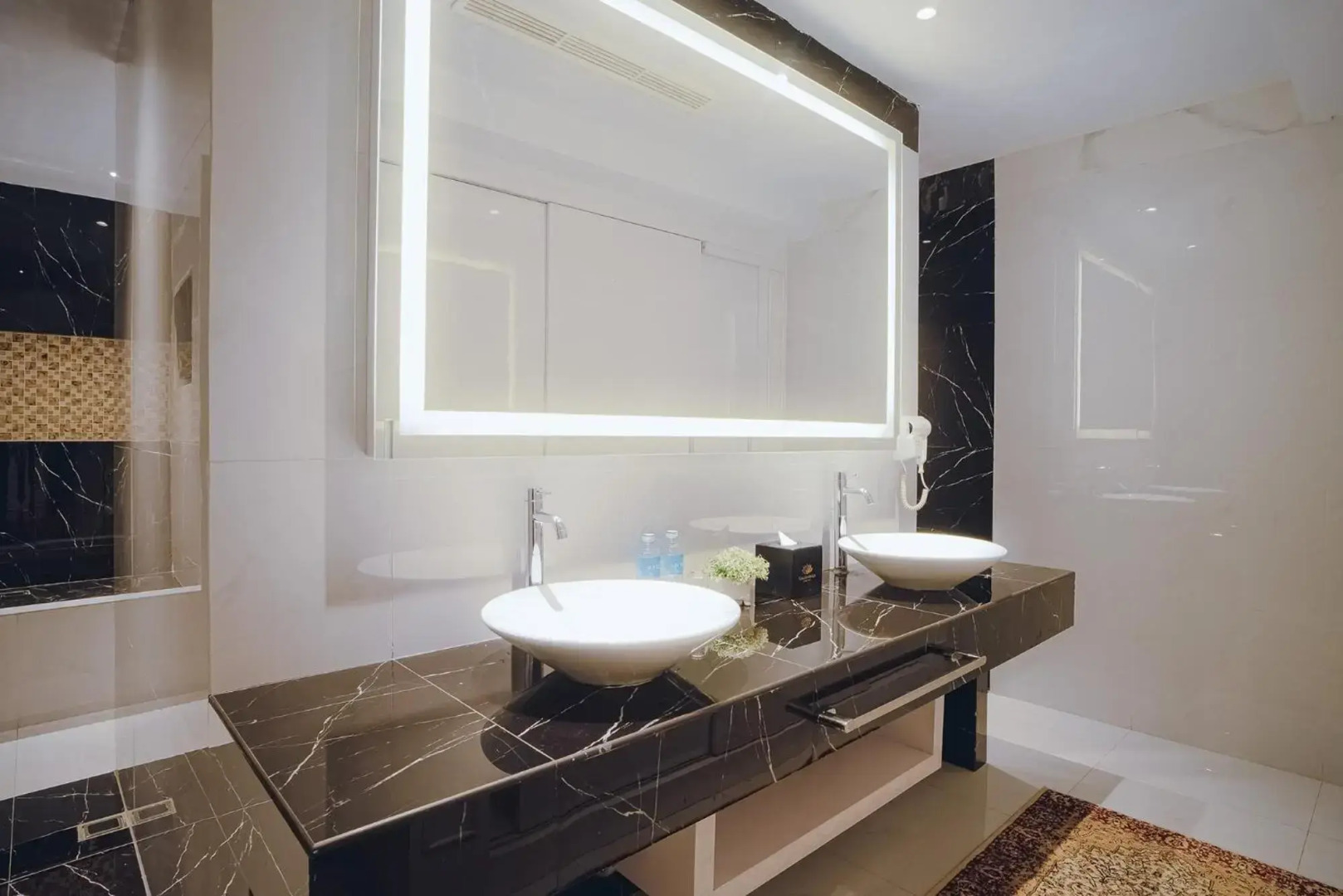 Portola Grand Arabia Hotel