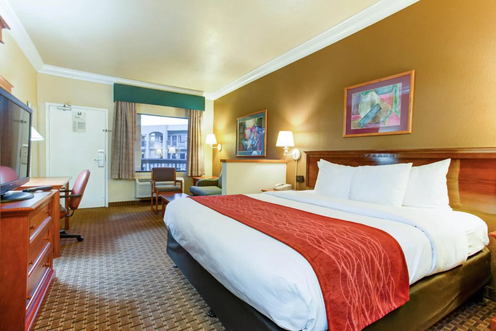 Comfort Inn and Suites San Francisco Airport North