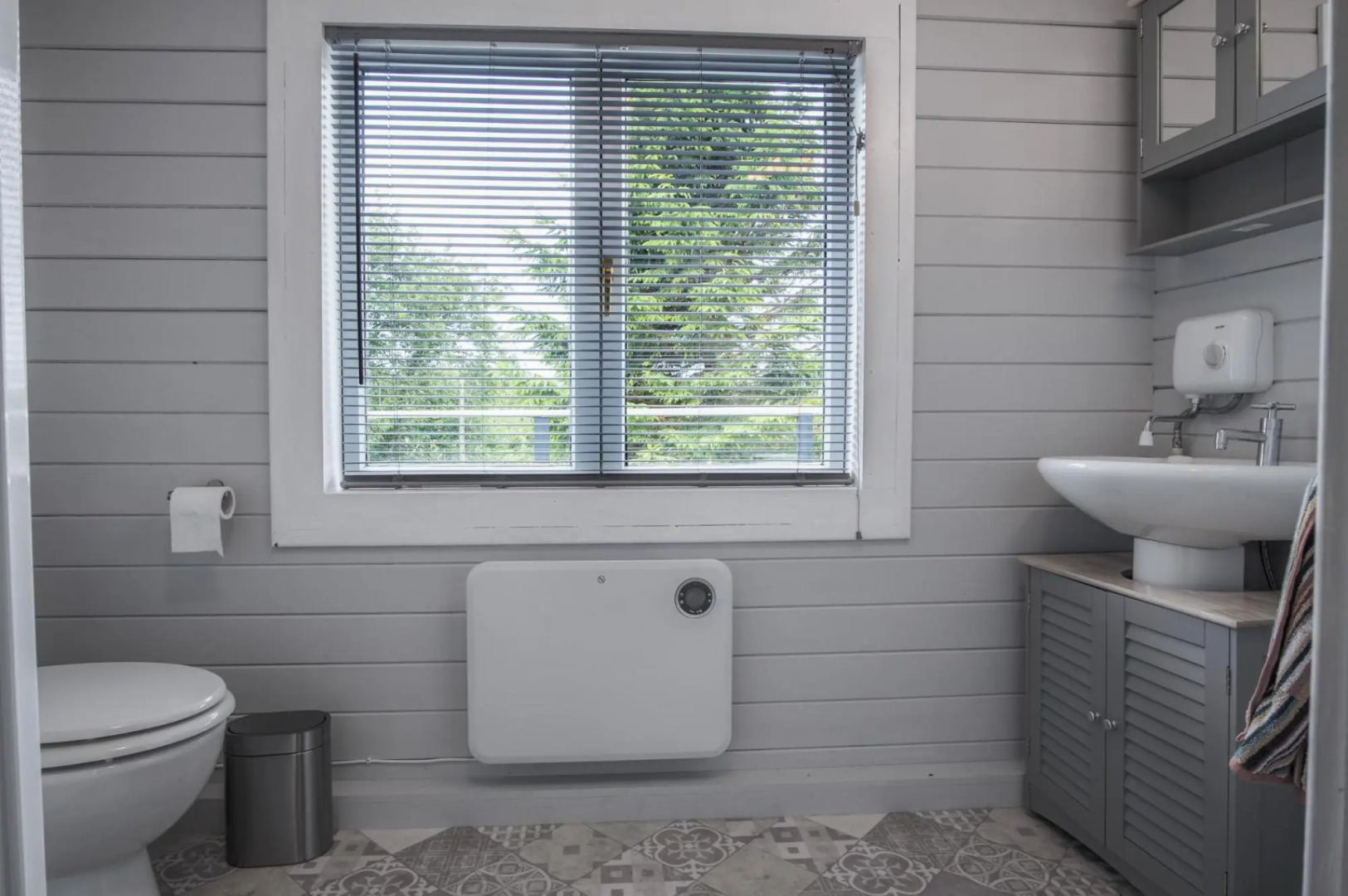 The Lodge At Sheepswalk Farm - 2 Bedroom Lodge - Stepaside