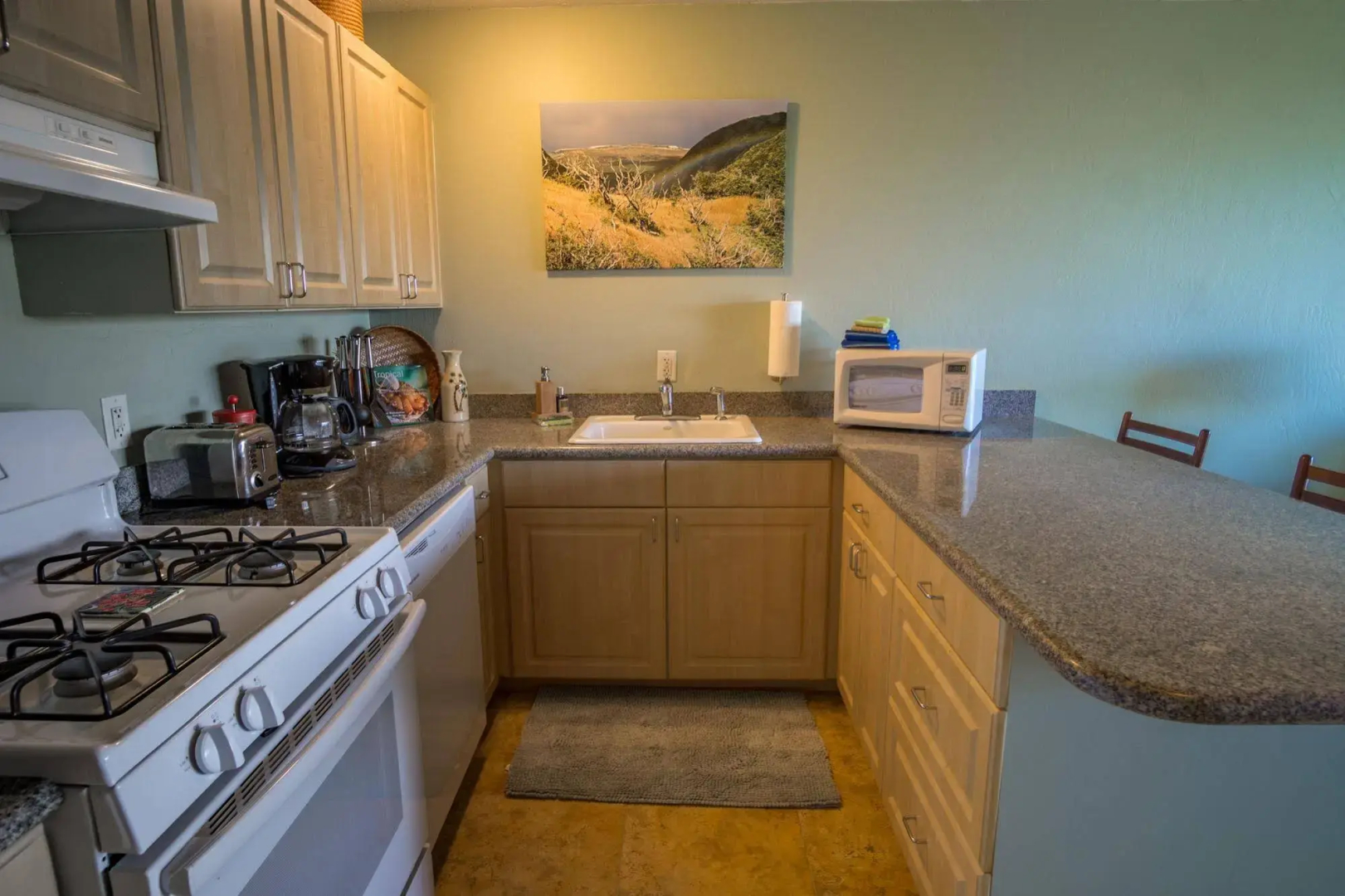 Molokai Vacation Properties – Wavecrest