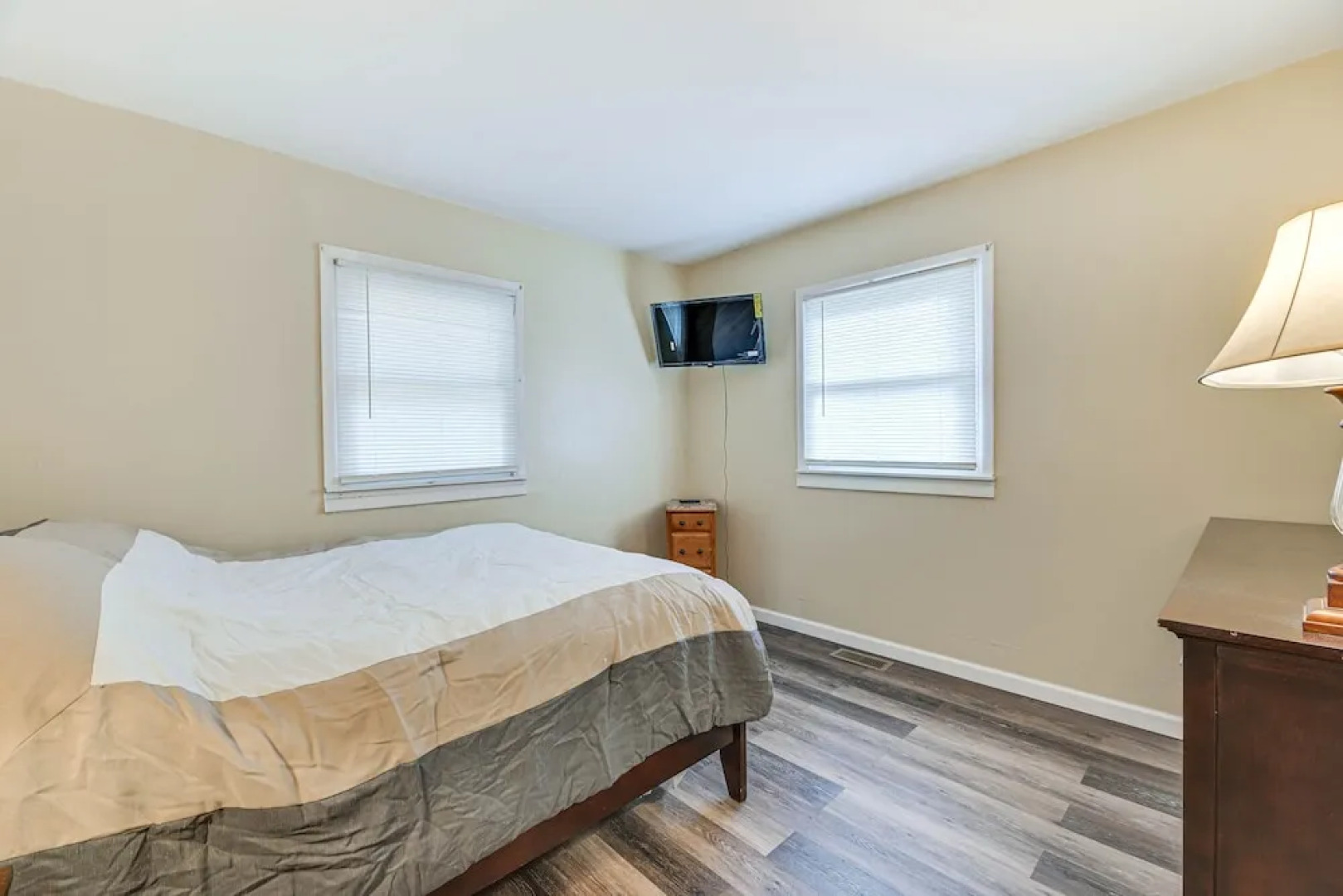 Pet-friendly New York Escape w/ Deck & Lake Views!