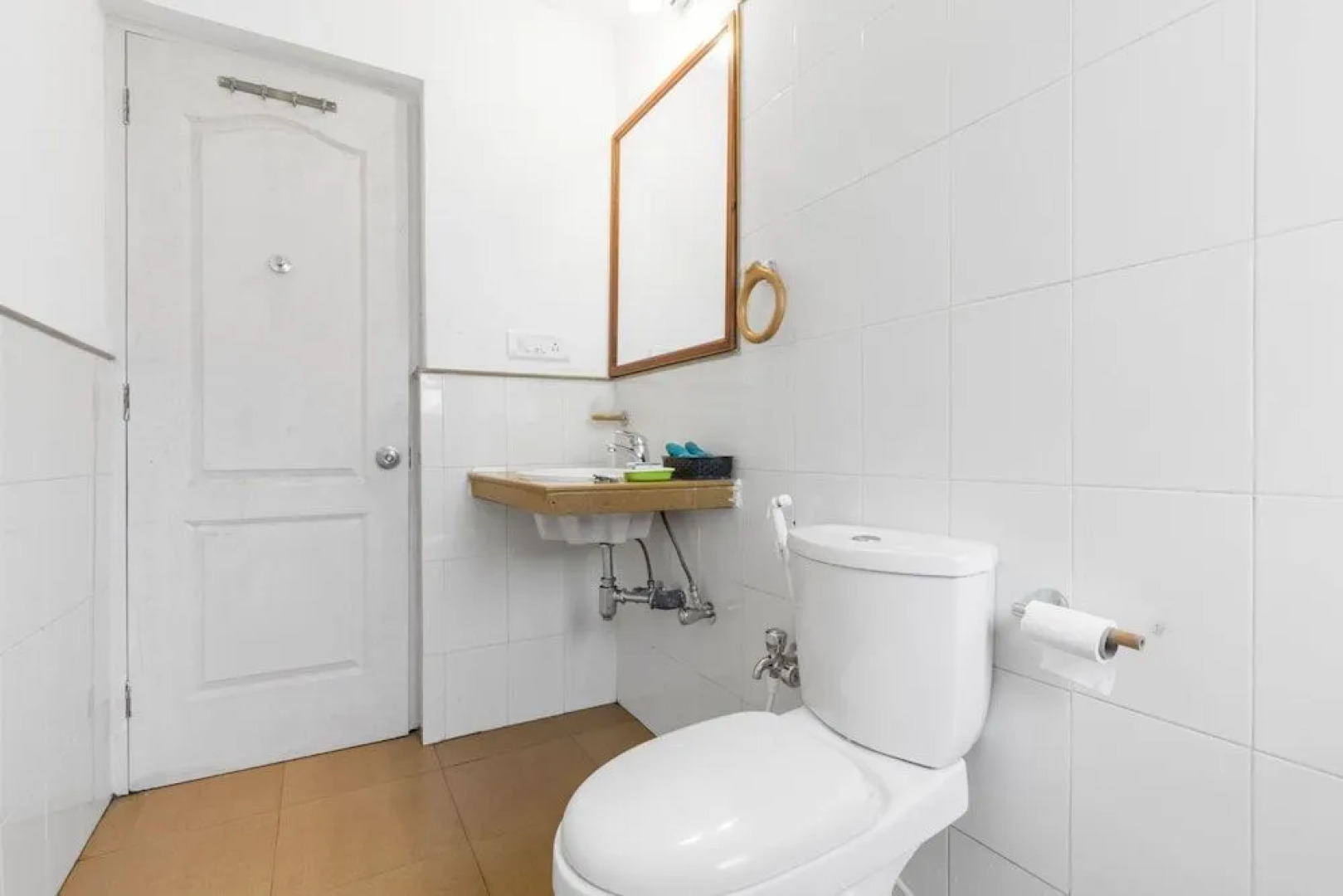 GuestHouser 2 BHK Apartment b45c