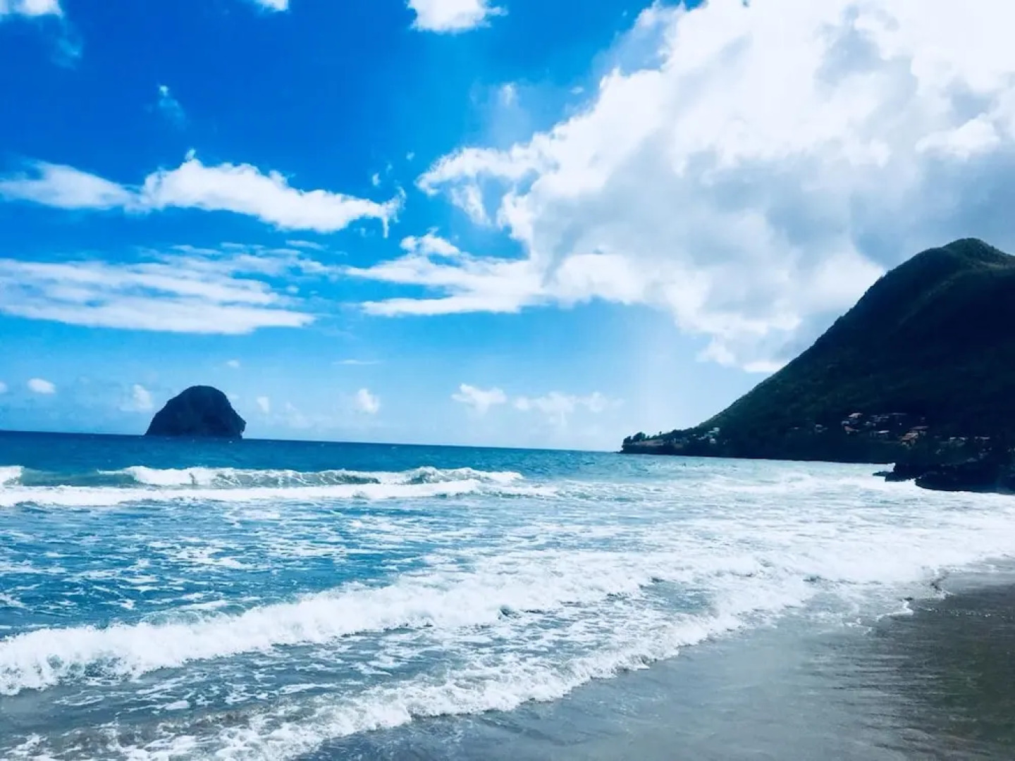 Bungalow With one Bedroom in Le Diamant, With Wonderful sea View and F