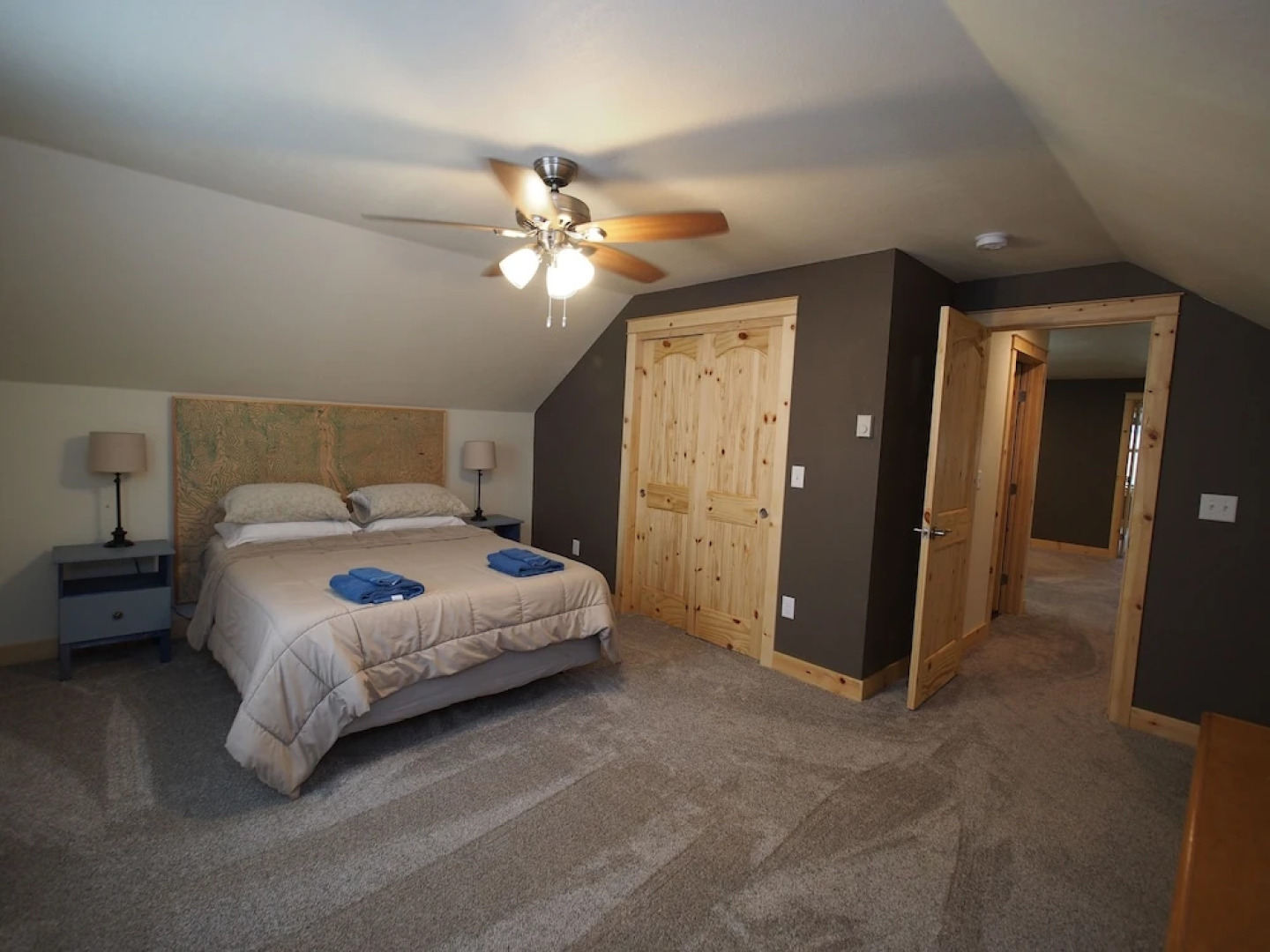 12907 Nathrop - 4 Bedroom Cabin