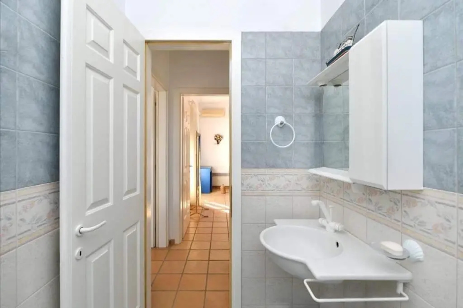 Villa Blue & White at Golden Beach