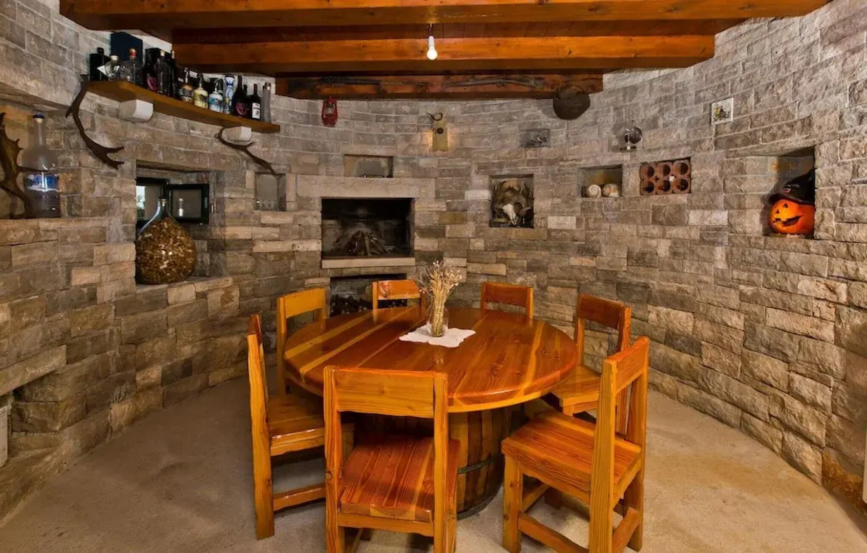 Awesome Home in Bogomolje With Outdoor Swimming Pool, Wifi and 3 Bedrooms