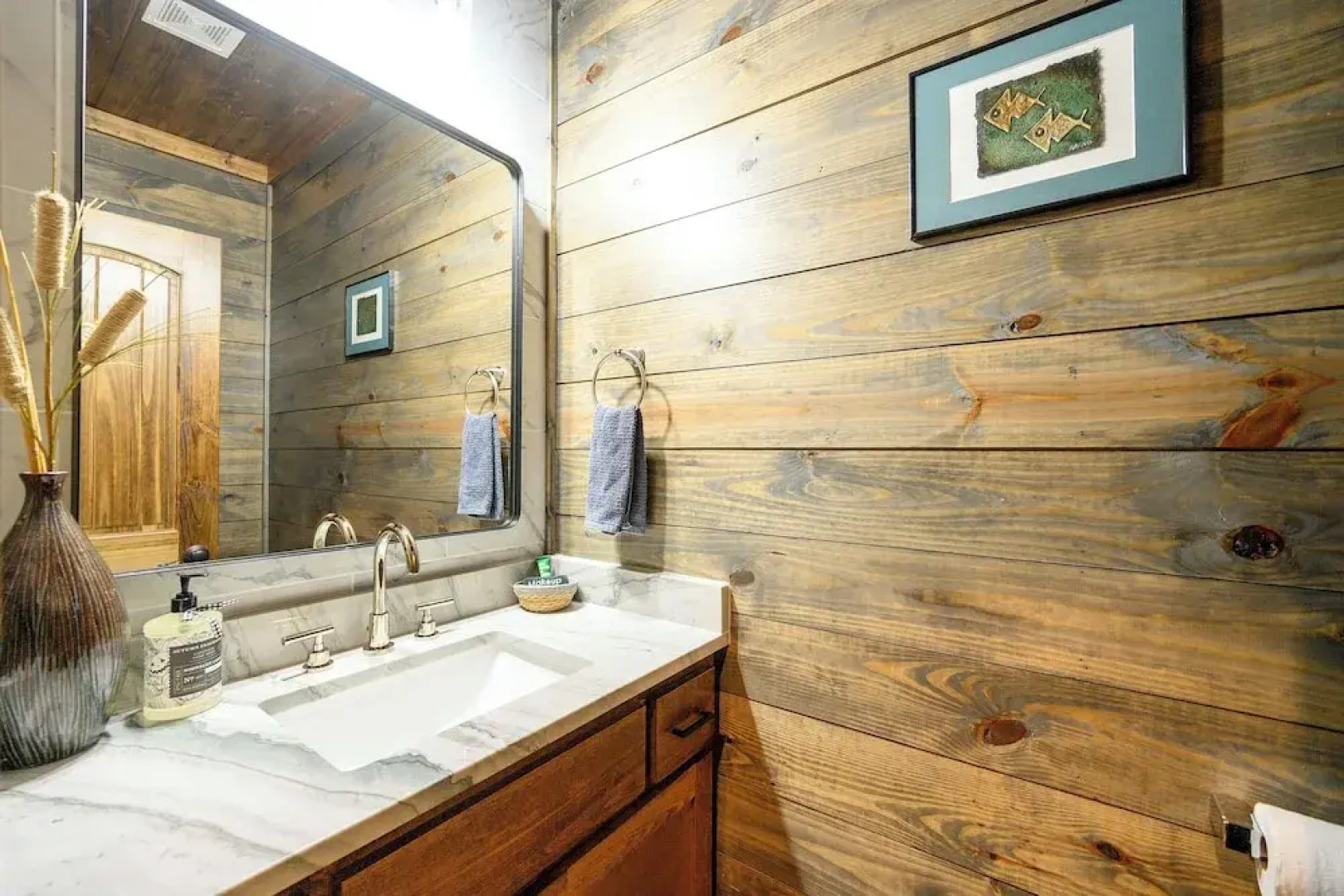 Broken Bow Home w/ Hot Tub, Game Room & EV Charger