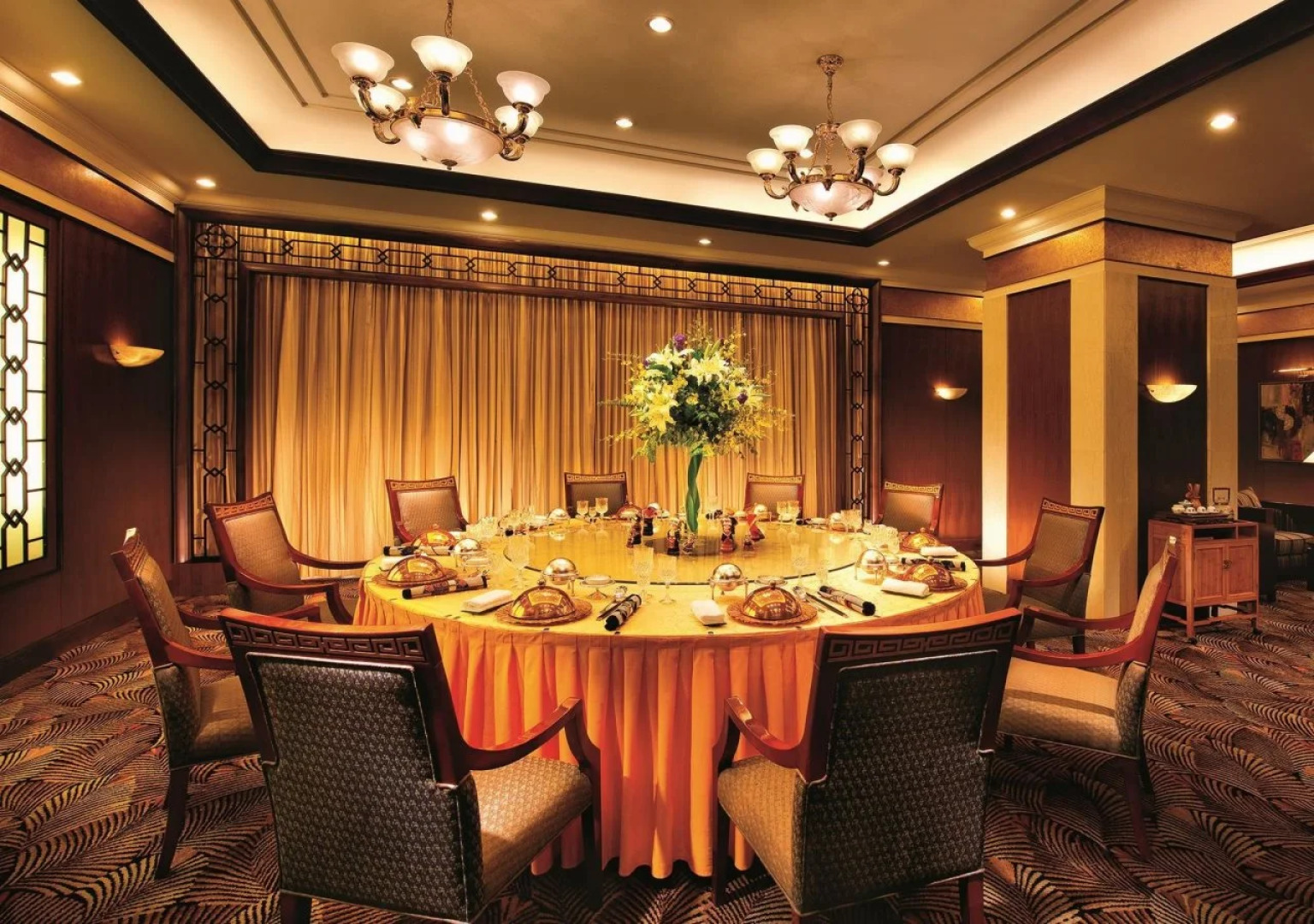 Howard Johnson Plaza by Wyndham Guiyang