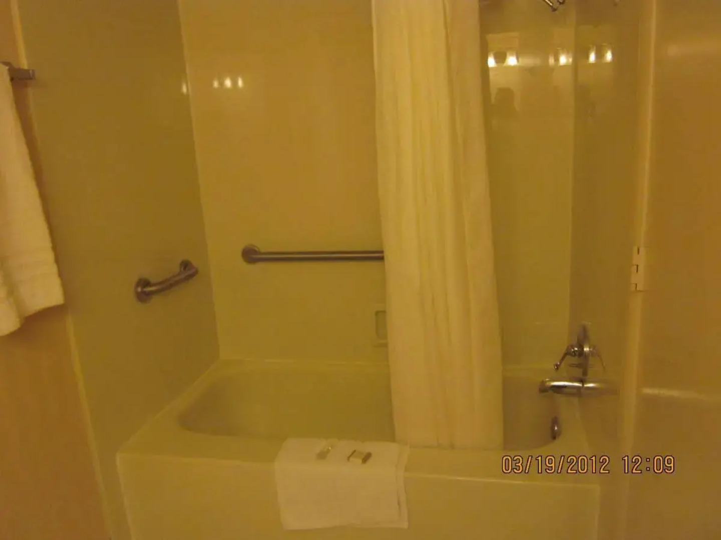 Howard Johnson by Wyndham Benton Harbor/St. Joseph