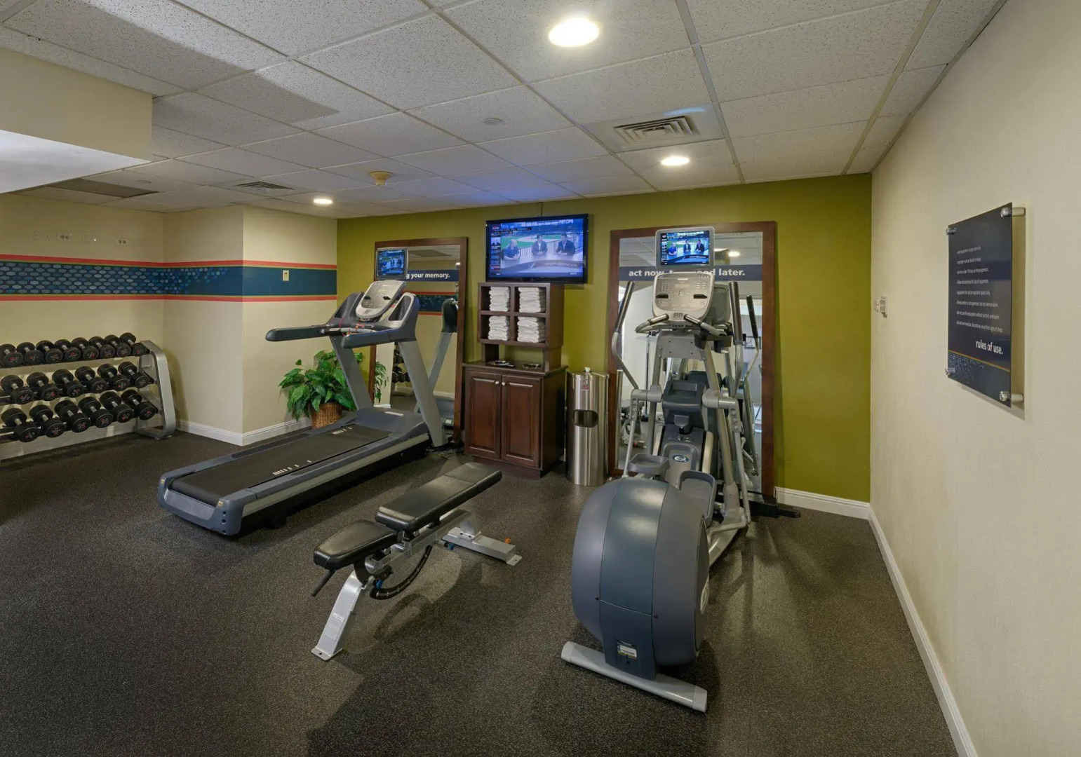 Hampton Inn & Suites Charlotte/South Park at Phillips Place