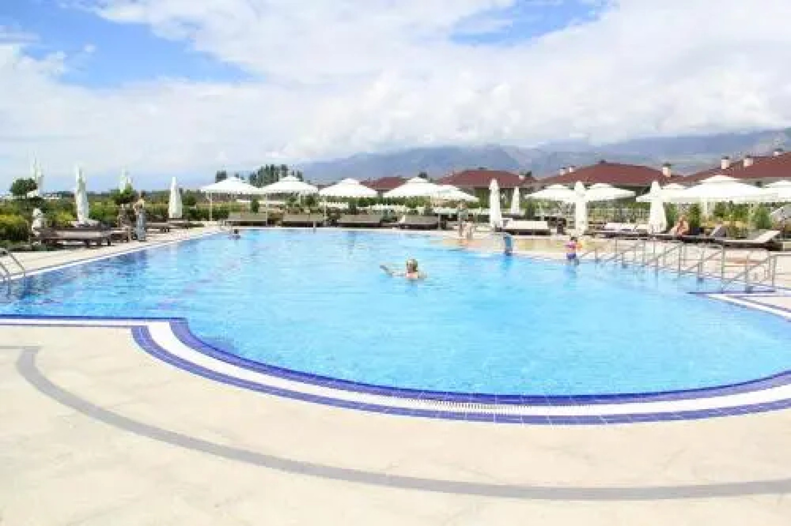 Karven 4 Seasons Resort