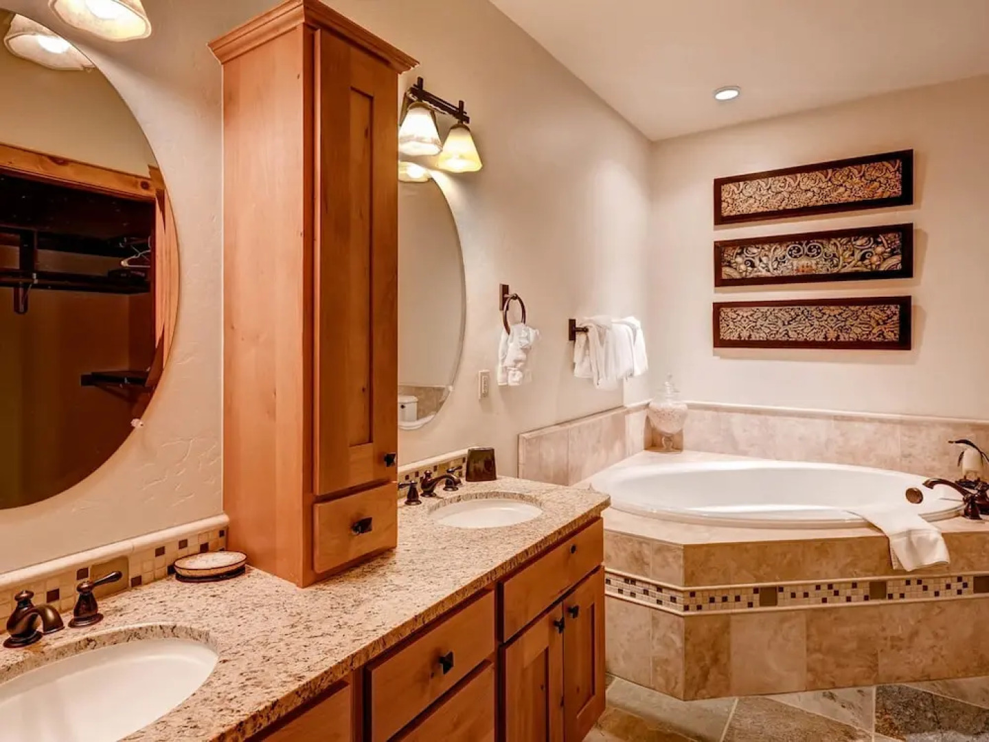 Lakota Dream Catcher Luxury Villa #190 by Winter Park Escapes