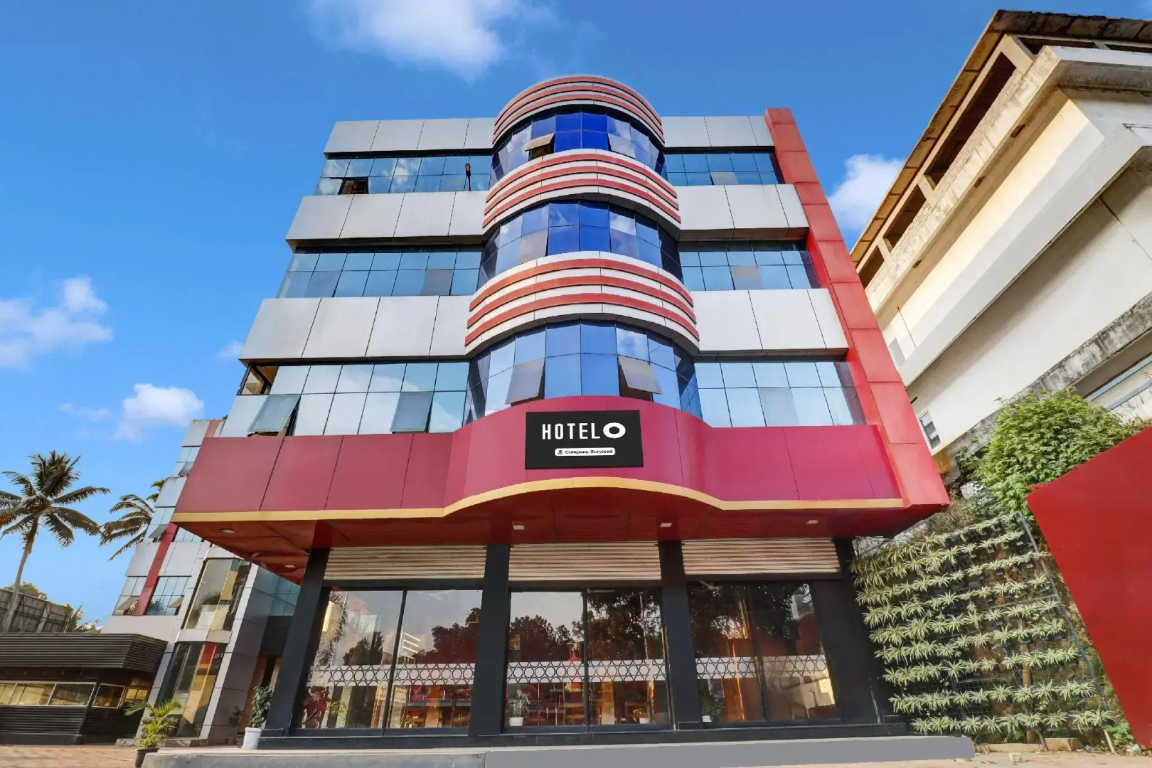 West Gate Inn & Suites By OYO Rooms