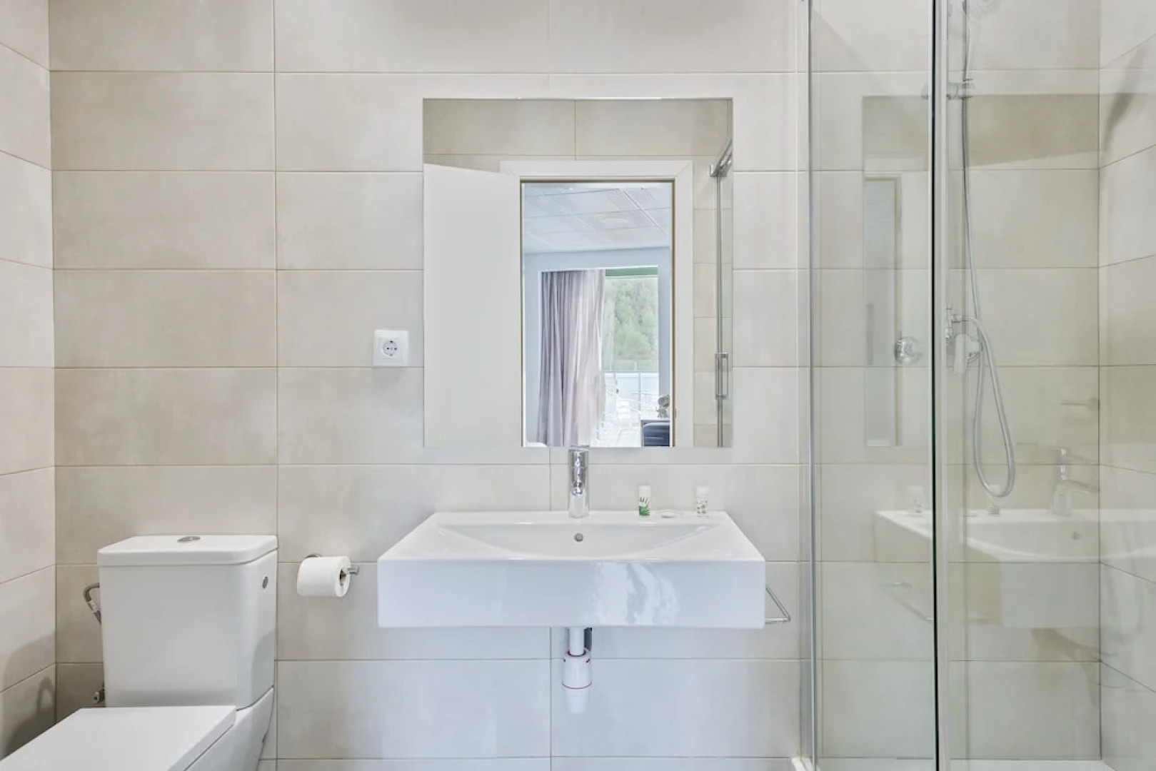 Les Begues Apartments