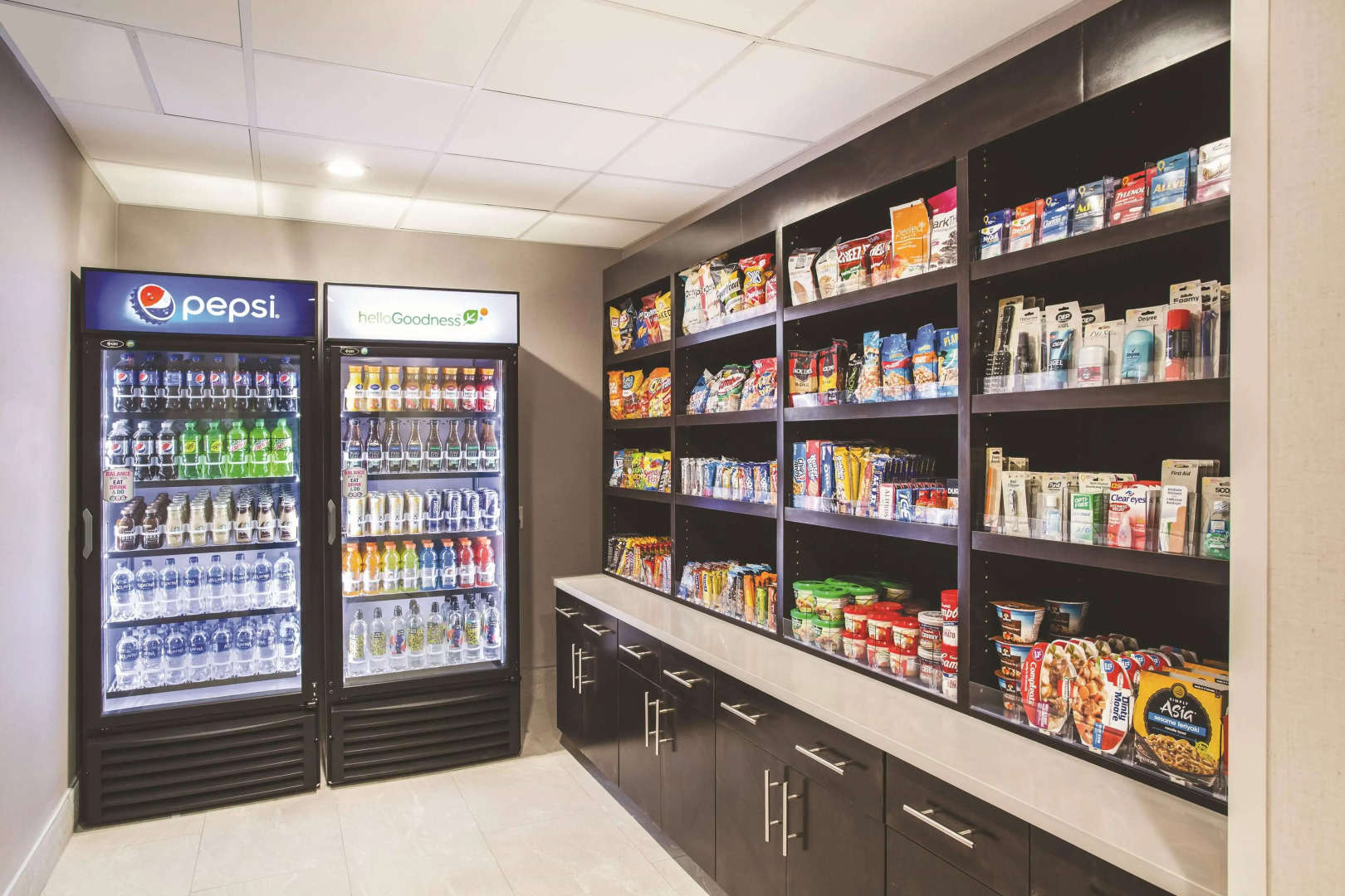 La Quinta Inn & Suites by Wyndham Clearwater South