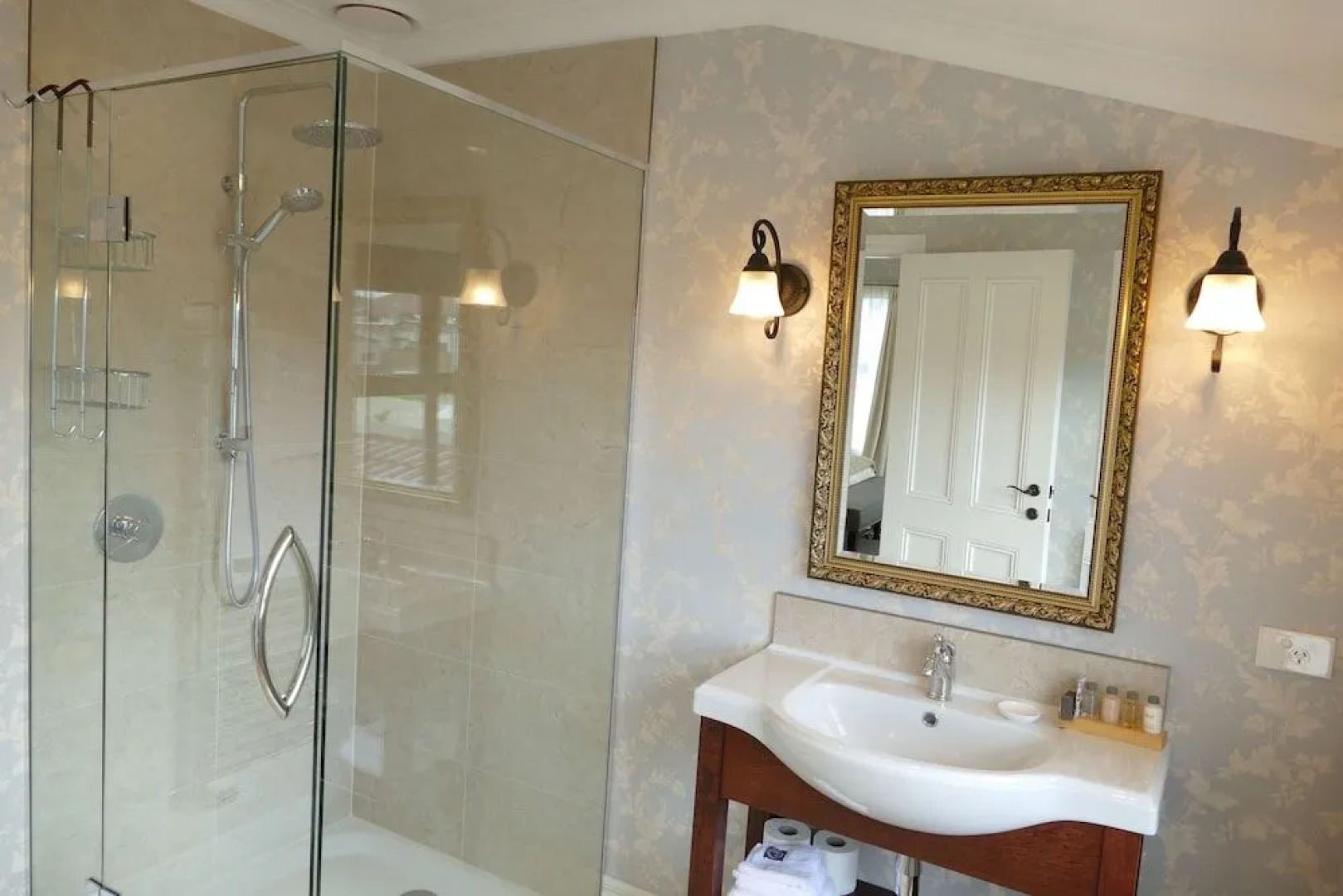 Casa Aquila Boutique Bed and Breakfast