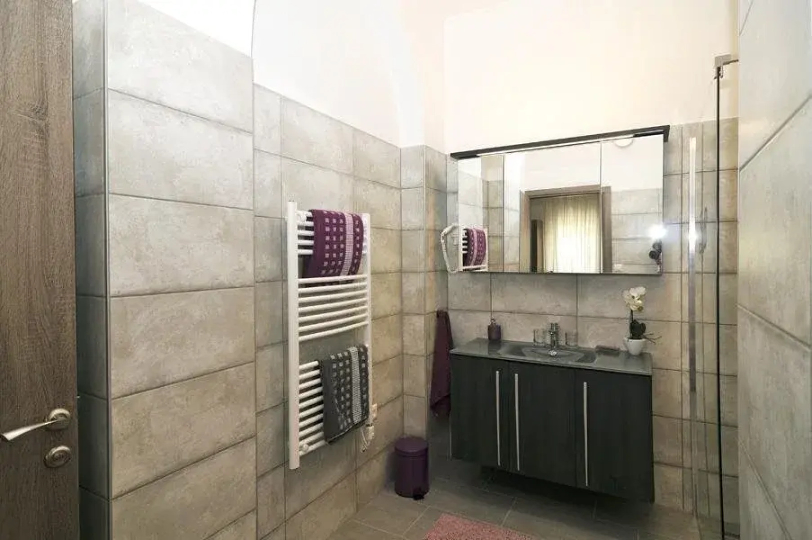 Silver Beach Apartments