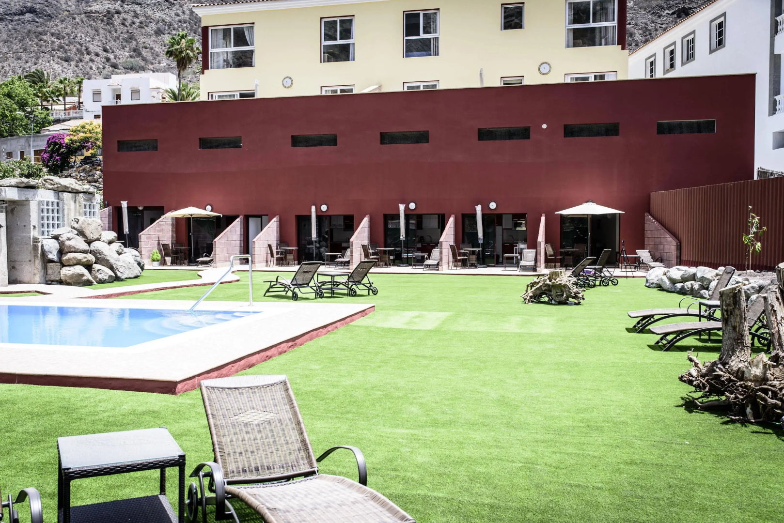 Sol Mogan Suites