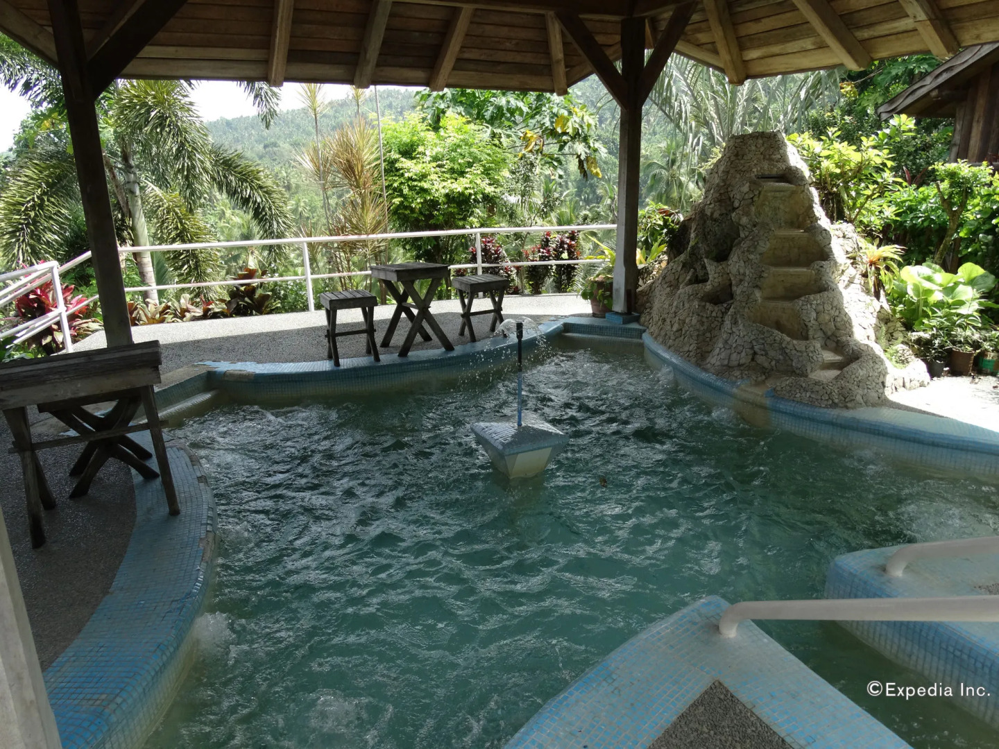 Hof Gorei Beach Resort