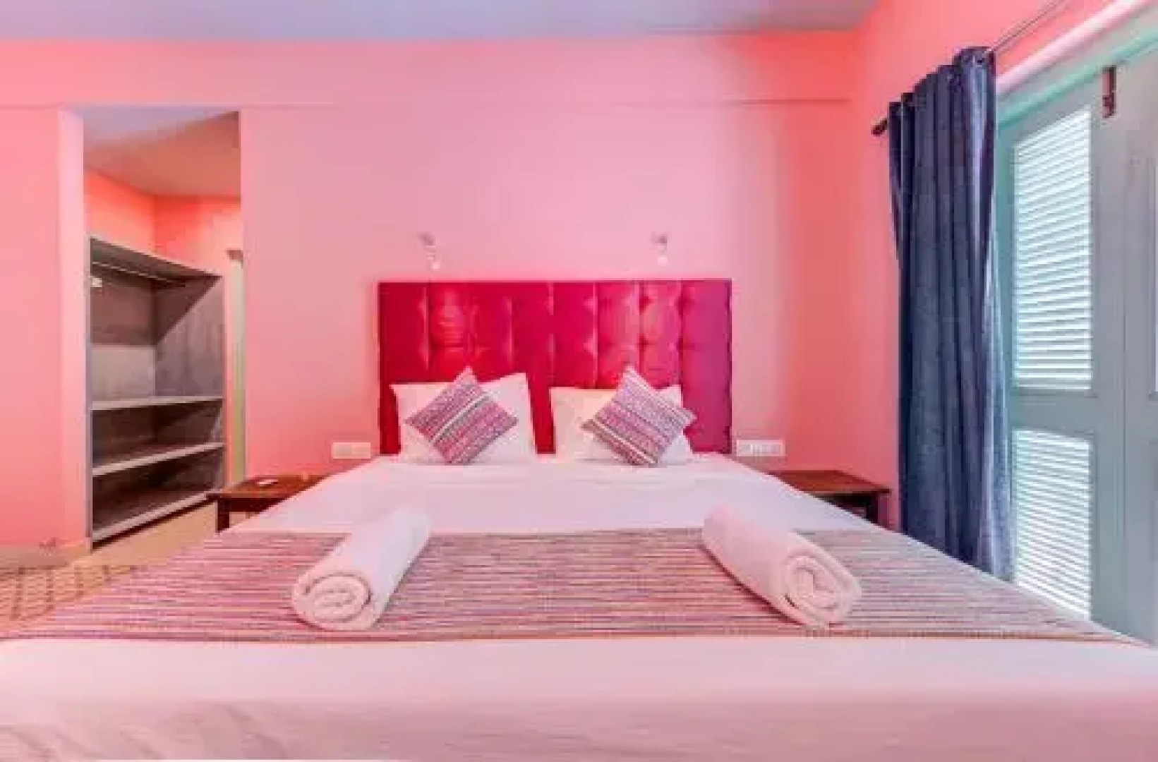 Woke Hostel - Morjim