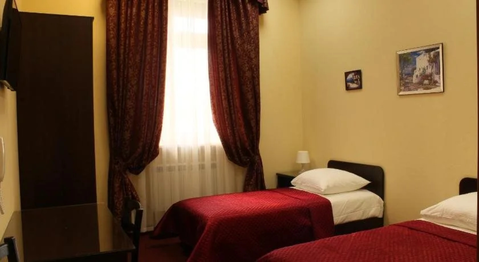 Отель Атлас